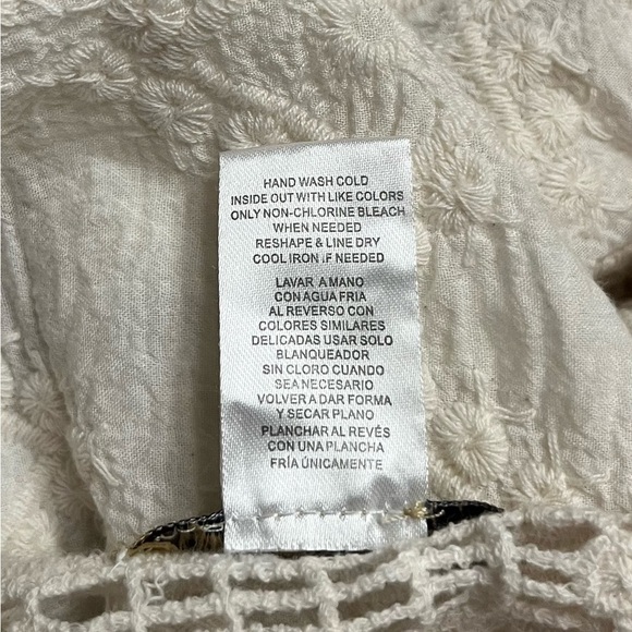 Democracy Women’s Crochet Top - Picture 6 of 6